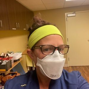 Meet your Posher, Crystal